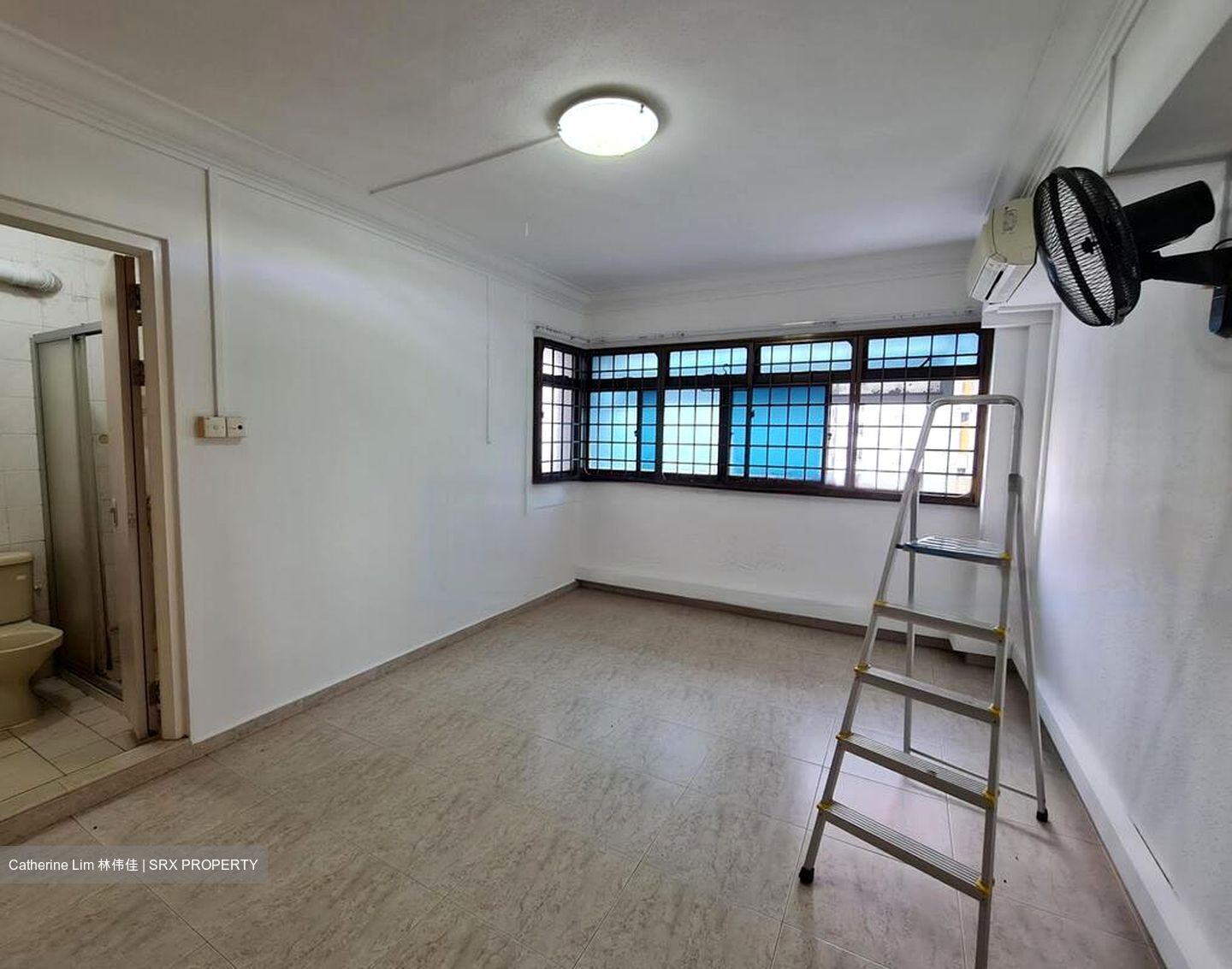 Blk 233 Compassvale Plains (Sengkang), HDB 5 Rooms #569752101